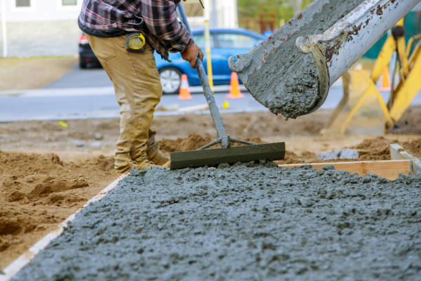  Inverness, CO Concrete contractor Pros